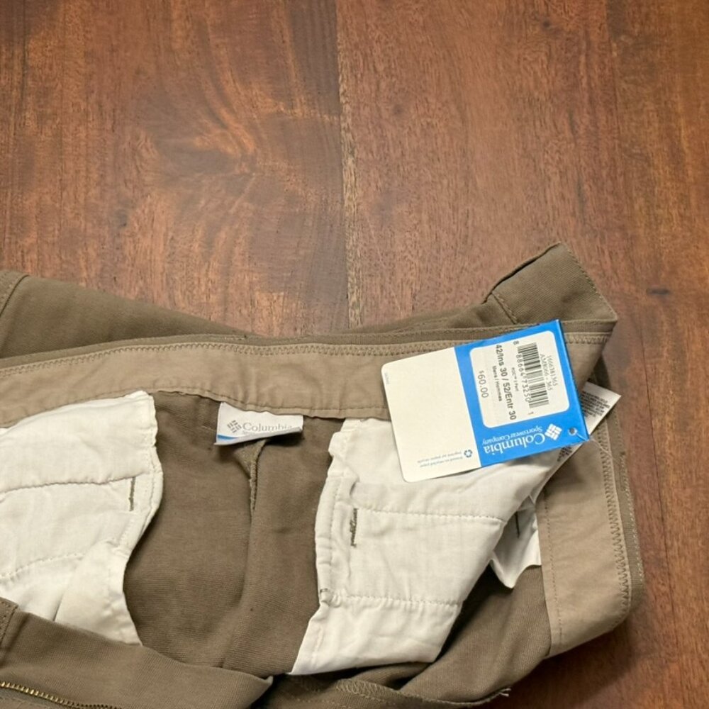 Columbia ROC II Khaki Pants NWT Men’s Size 42x30 - Picture 3 of 3